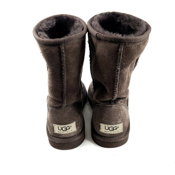 UGG Australia Classic Short Chocolate Winter Boots Women's Size 6 MSRP $170 - Picture 5 of 7